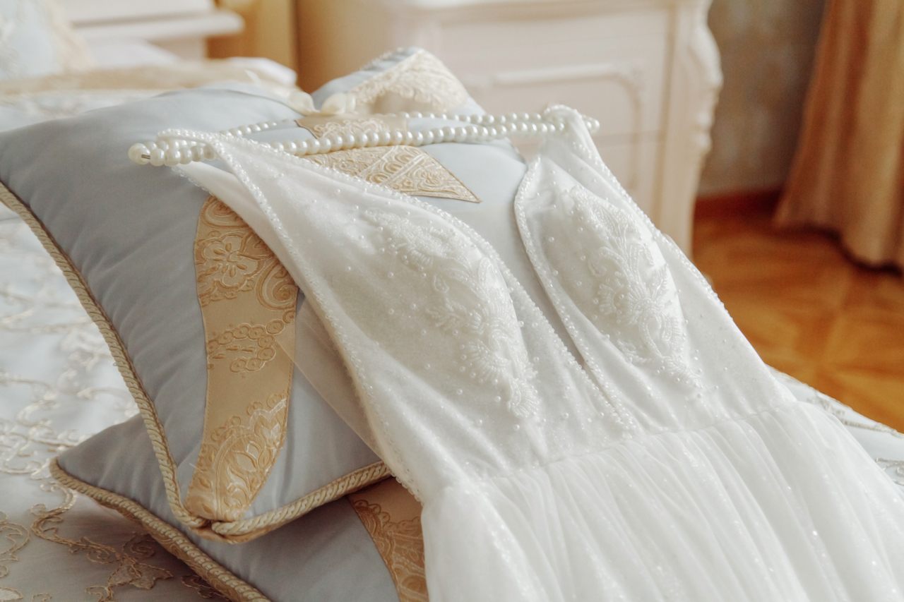 how to store a wedding dress